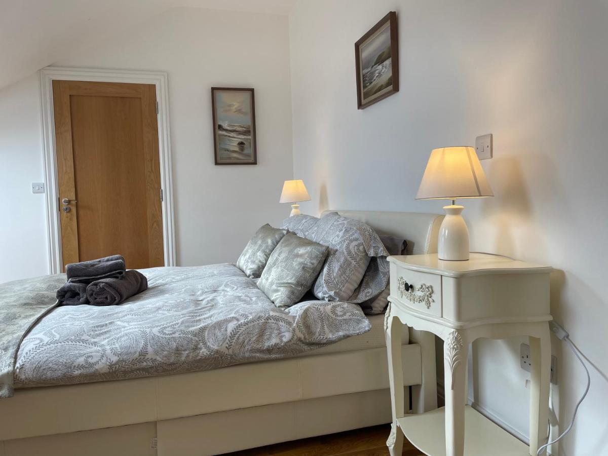 Lough Key Luxury Riverfront Apartment Cootehall Exterior foto